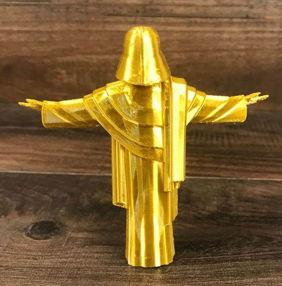 Golden Star Wars Darth Vadar Plastic Figurine - Picture 6 of 8